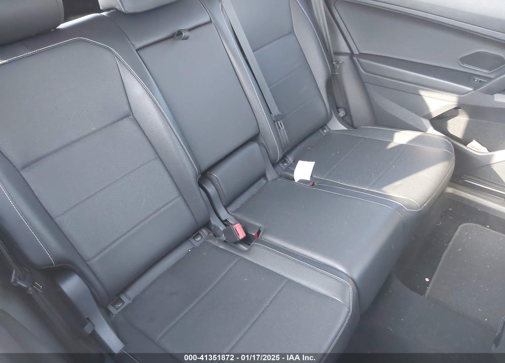2021 VOLKSWAGEN TIGUAN 2.0T SE/2.0T SE R-LINE BLACK/2.0T SEL VIN: 3VV2B7AX2MM012212