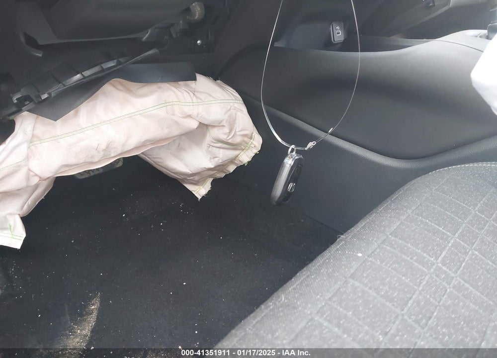 2023 HONDA HR-V VIN: 3CZRZ2H32PM747821