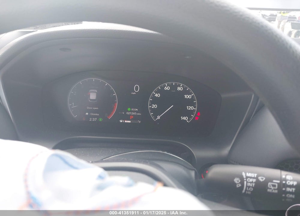 2023 HONDA HR-V VIN: 3CZRZ2H32PM747821