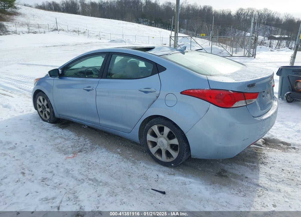 2013 HYUNDAI ELANTRA VIN: KMHDH4AE7DU506804