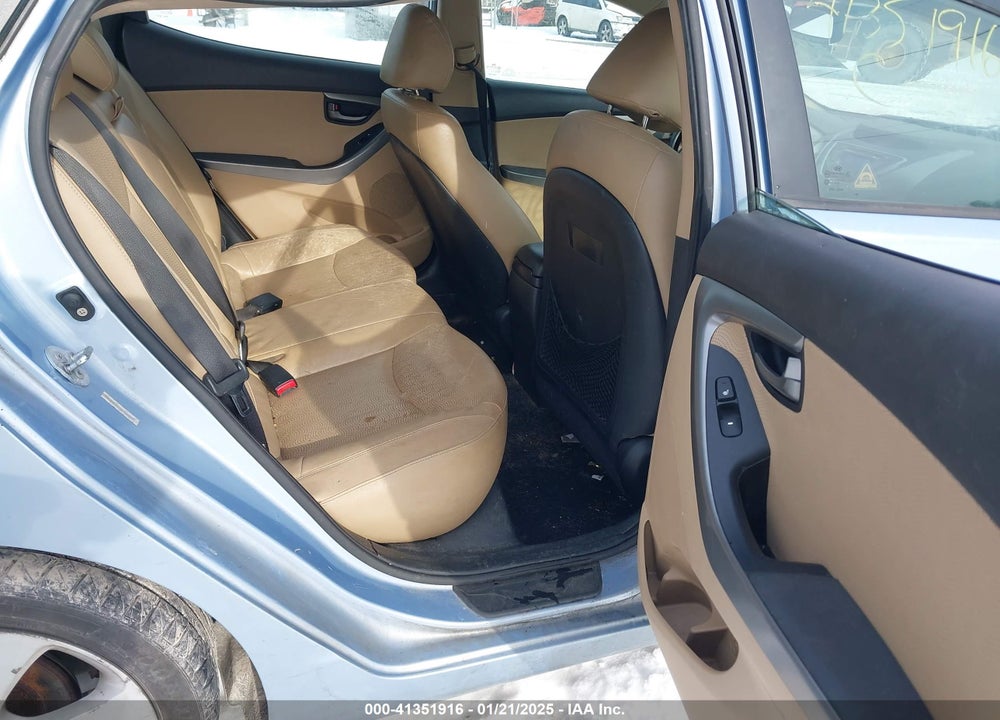 2013 HYUNDAI ELANTRA VIN: KMHDH4AE7DU506804