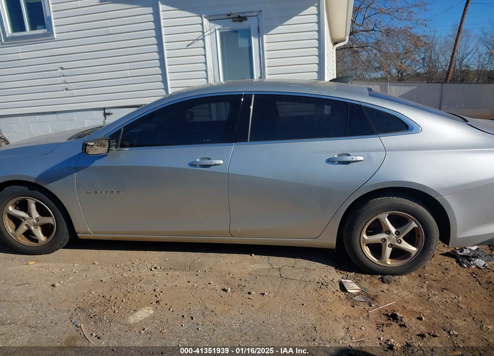 2017 CHEVROLET MALIBU LS VIN: 1G1ZB5ST2HF177852