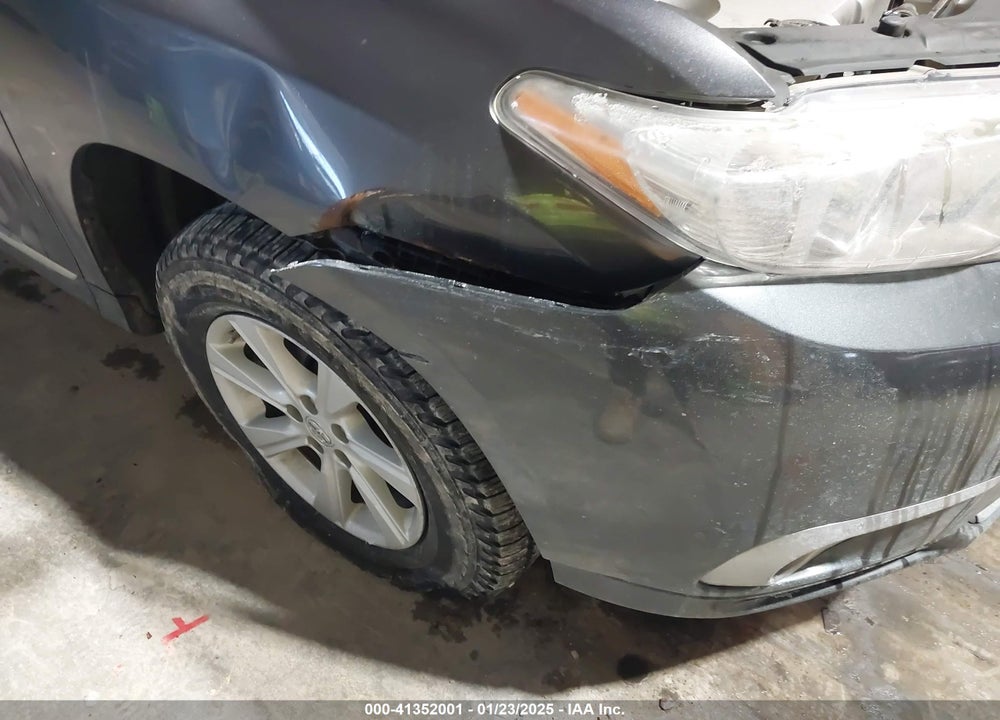 2013 TOYOTA HIGHLANDER SE V6 VIN: 5TDBK3EH4DS277661