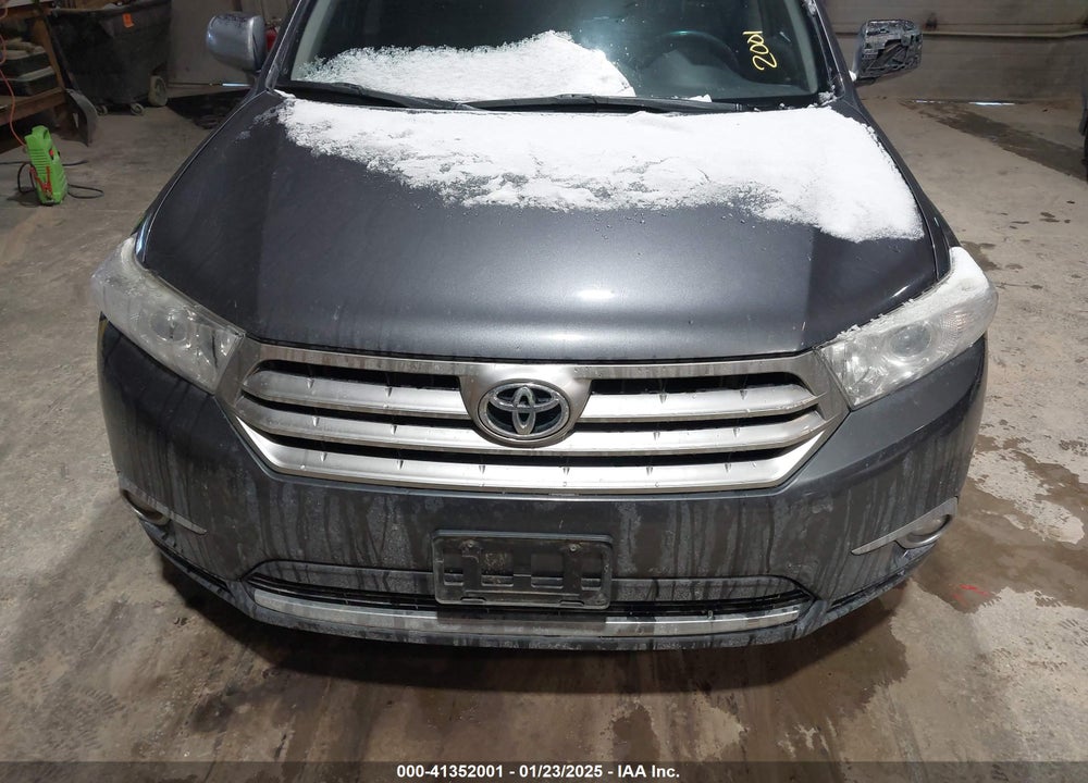 2013 TOYOTA HIGHLANDER SE V6 VIN: 5TDBK3EH4DS277661