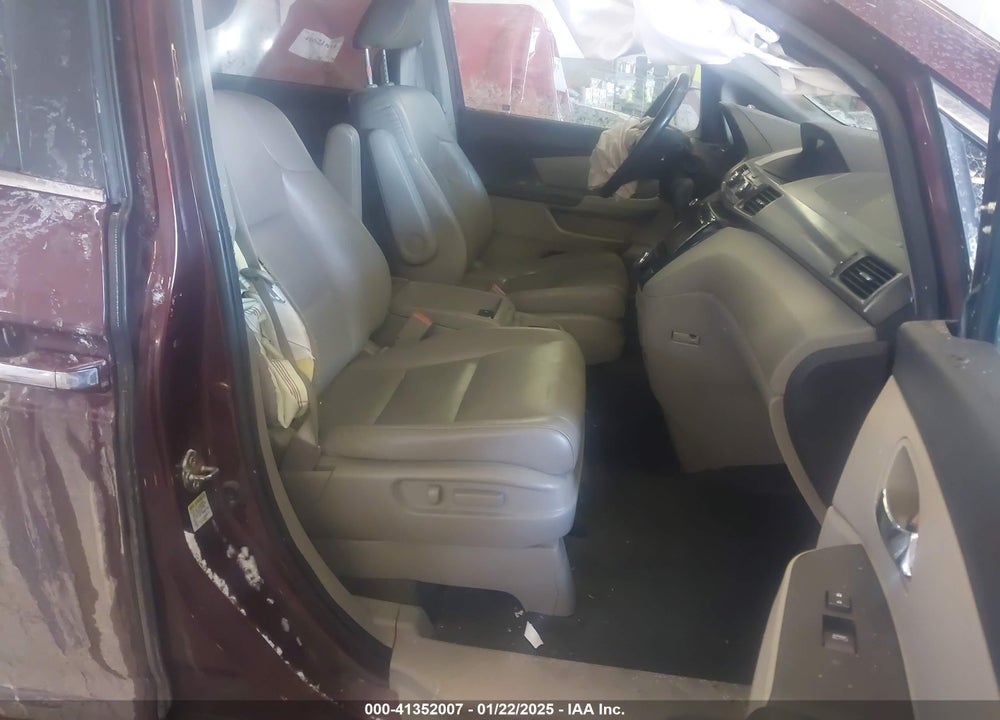 2016 HONDA ODYSSEY EX-L VIN: 5FNRL5H63GB161815