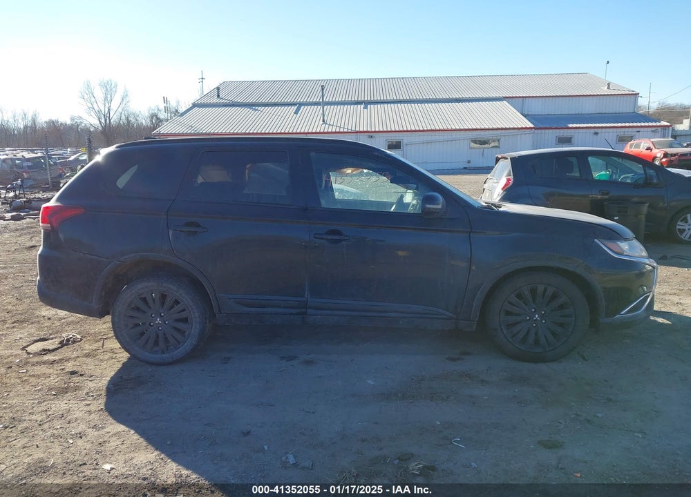 2020 MITSUBISHI OUTLANDER VIN: JA4AZ3A36LZ031803