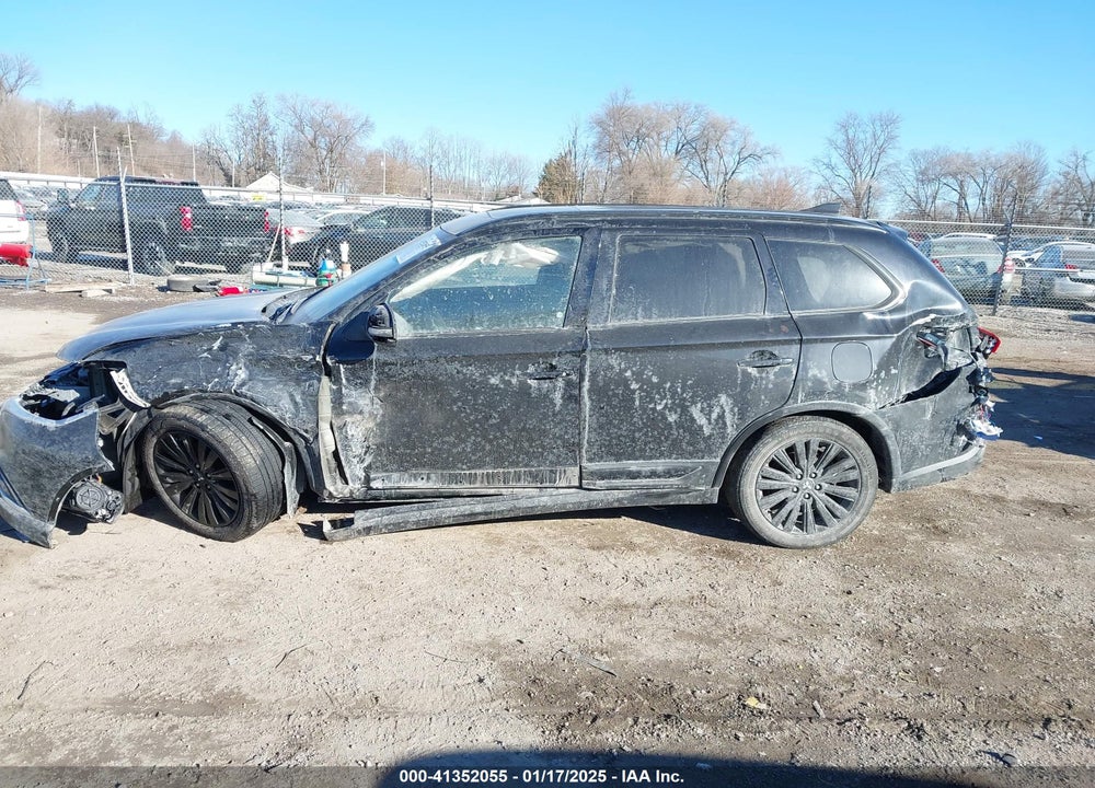 2020 MITSUBISHI OUTLANDER VIN: JA4AZ3A36LZ031803