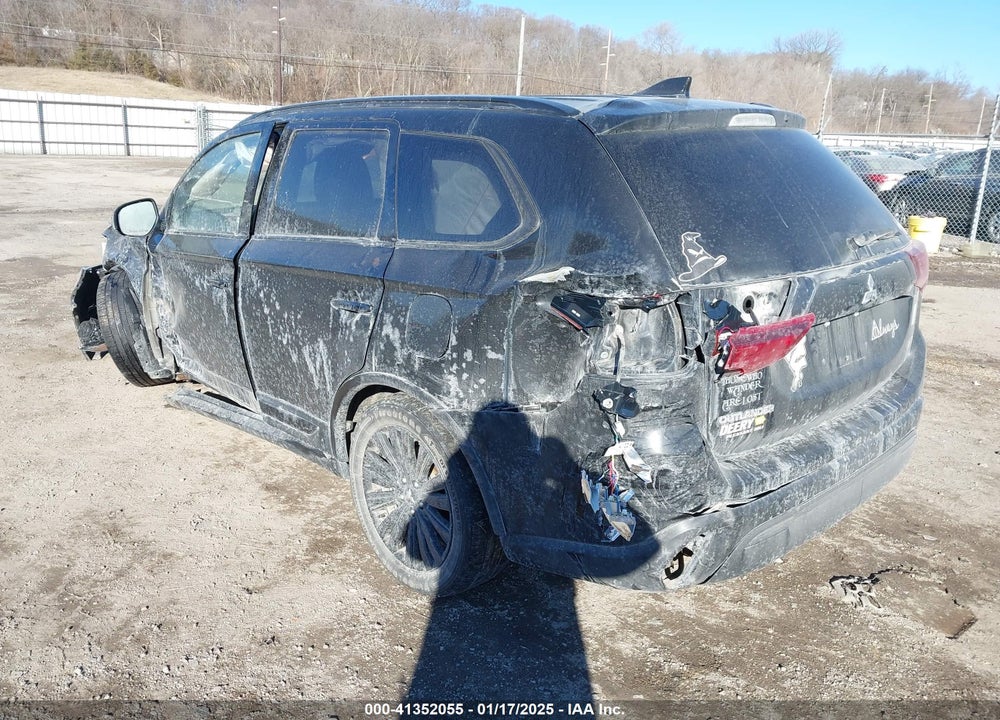 2020 MITSUBISHI OUTLANDER VIN: JA4AZ3A36LZ031803