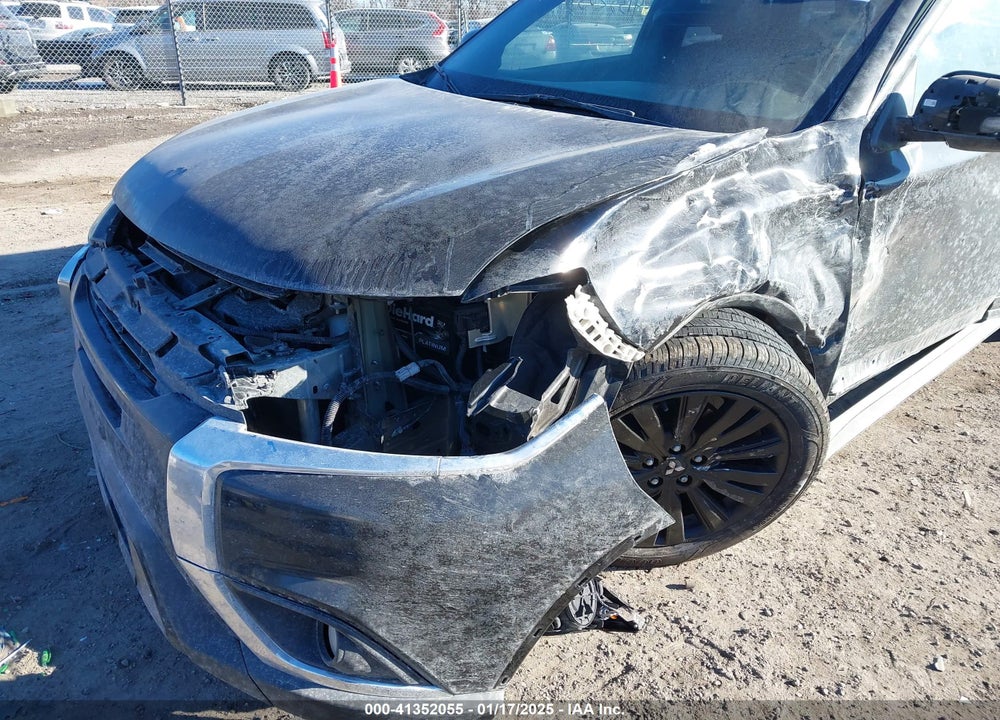 2020 MITSUBISHI OUTLANDER VIN: JA4AZ3A36LZ031803