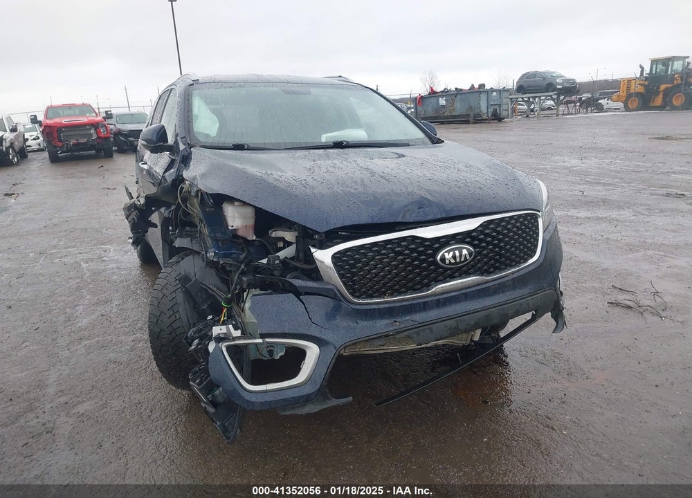 2016 KIA SORENTO 2.4L LX VIN: 5XYPG4A36GG118455