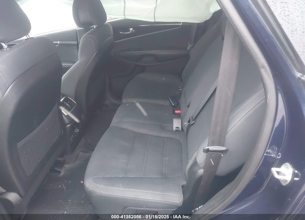 2016 KIA SORENTO 2.4L LX VIN: 5XYPG4A36GG118455