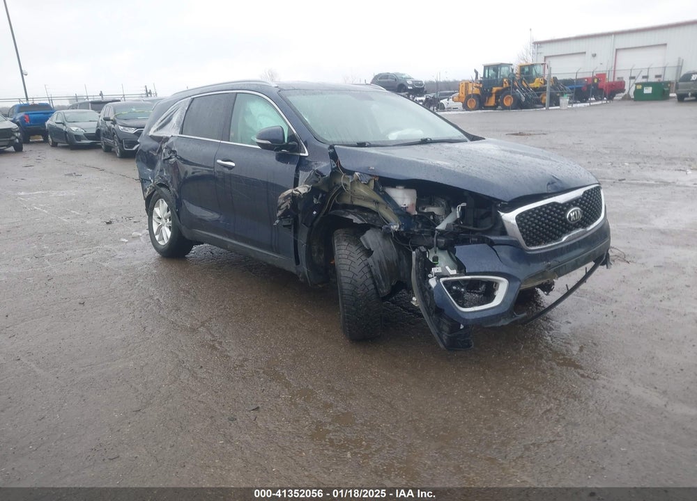2016 KIA SORENTO 2.4L LX VIN: 5XYPG4A36GG118455
