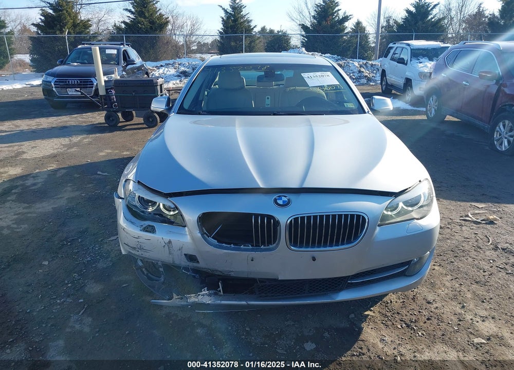 2011 BMW 528I VIN: WBAFR1C57BC750071