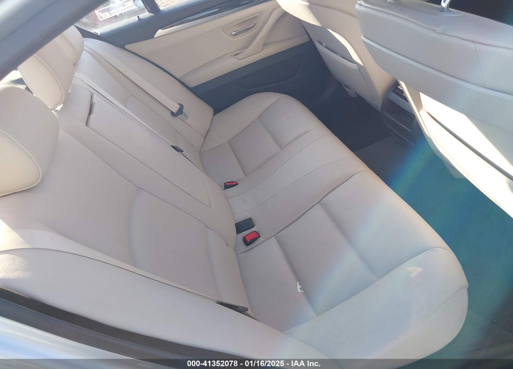 2011 BMW 528I VIN: WBAFR1C57BC750071