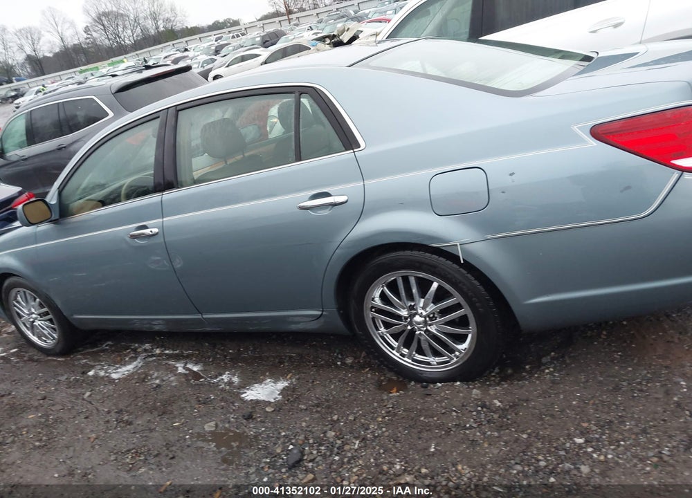 2005 TOYOTA AVALON XLS VIN: 4T1BK36B85U013927