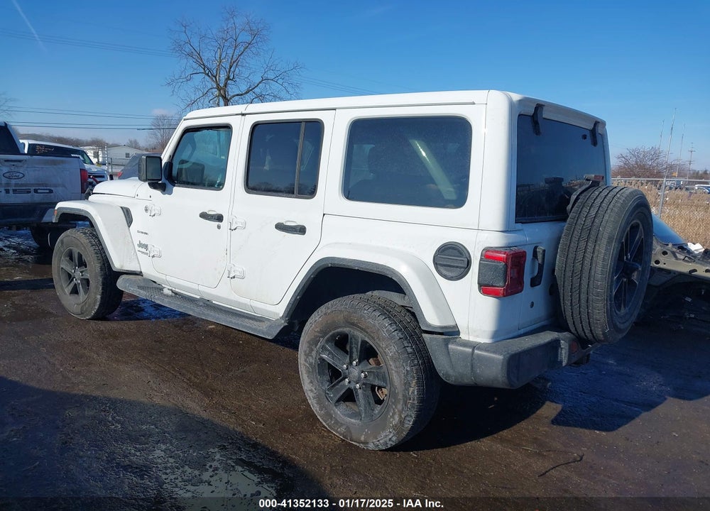 2018 JEEP WRANGLER UNLIMITED SAHARA 4X4 VIN: 1C4HJXEG2JW316271