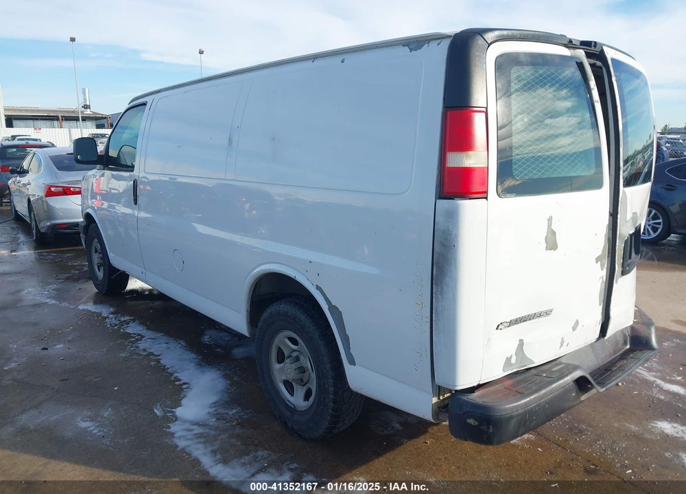 2007 CHEVROLET EXPRESS WORK VAN VIN: 1GCFG15X671167128