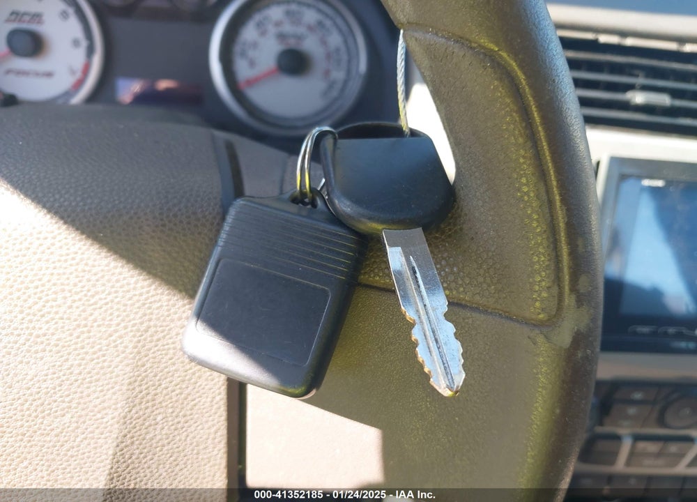 2010 FORD FOCUS VIN: 1FAHP3EN0AW299000