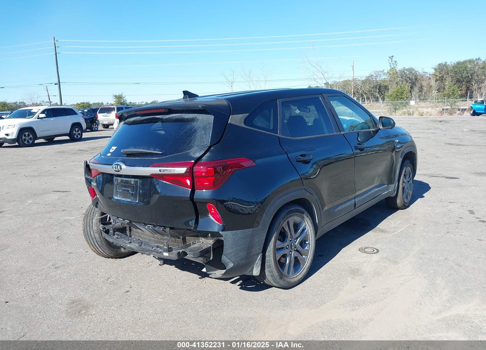 2021 KIA SELTOS LX VIN: KNDEPCAA1M7154630