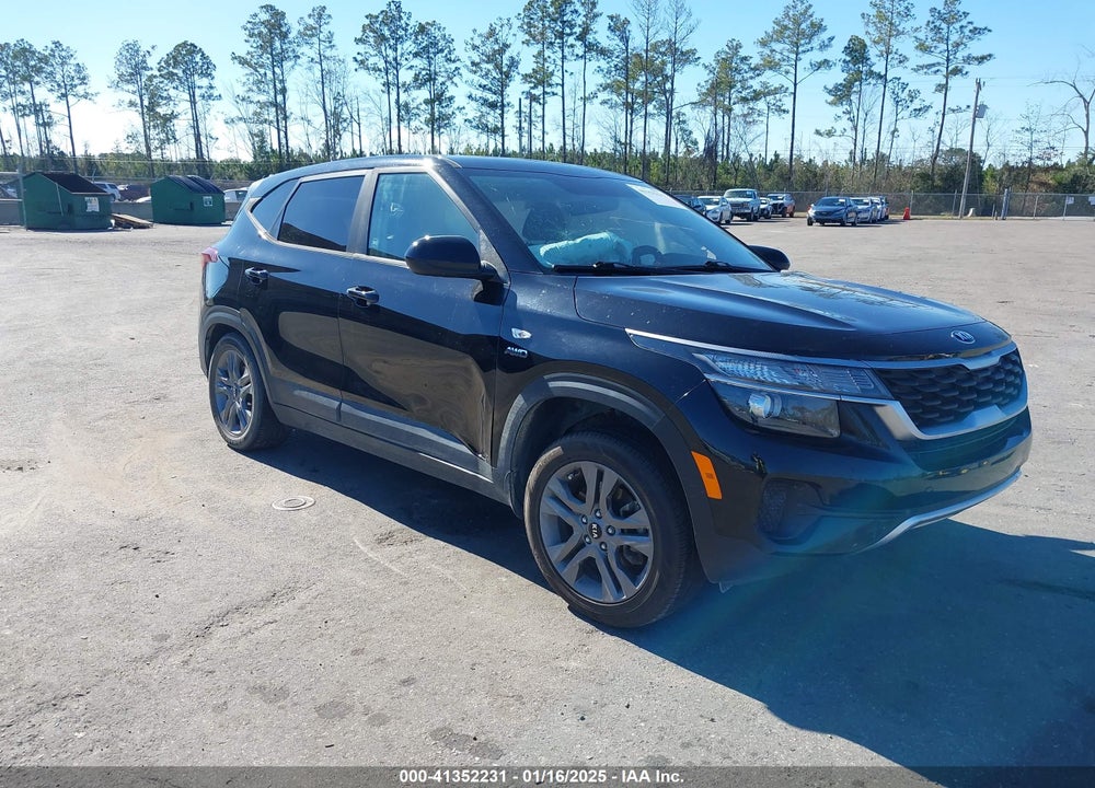 2021 KIA SELTOS LX VIN: KNDEPCAA1M7154630