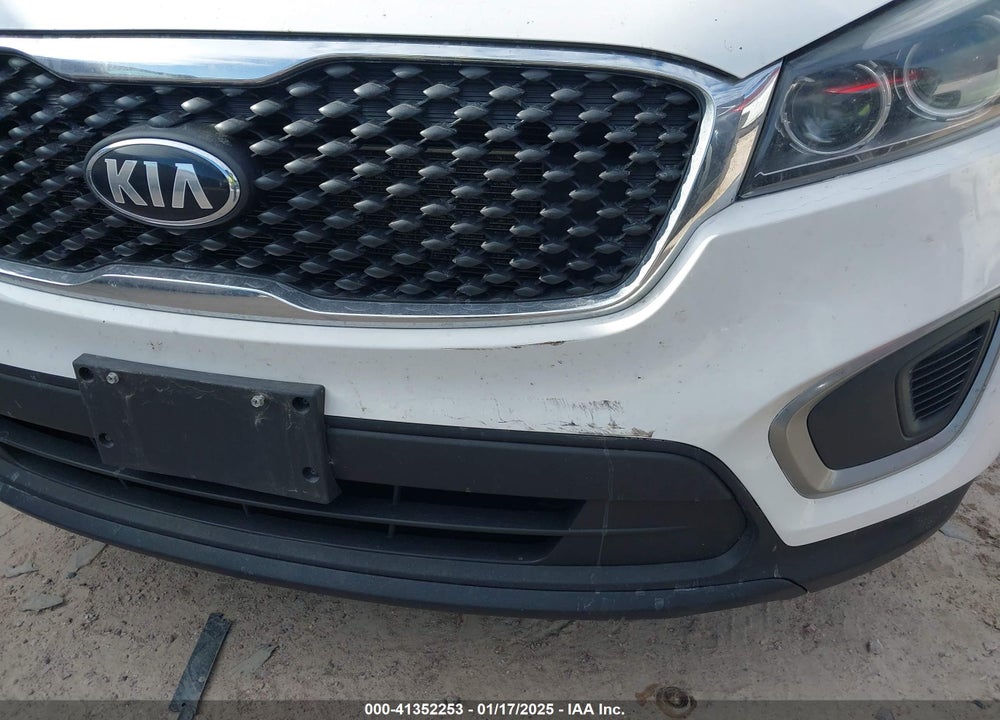 2016 KIA SORENTO 2.4L LX VIN: 5XYPGDA37GG109439