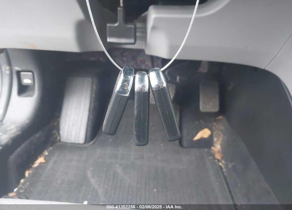 2013 HONDA ACCORD EX-L VIN: 1HGCR2F89DA044012
