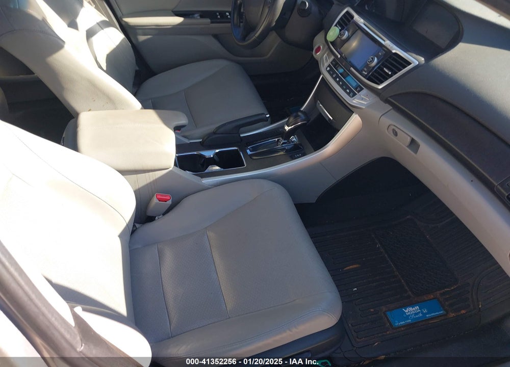 2013 HONDA ACCORD EX-L VIN: 1HGCR2F89DA044012