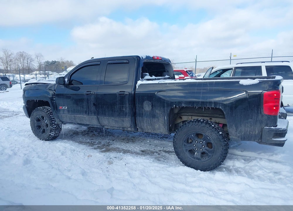 2018 CHEVROLET SILVERADO VIN: 2GCVKREC6J1110953