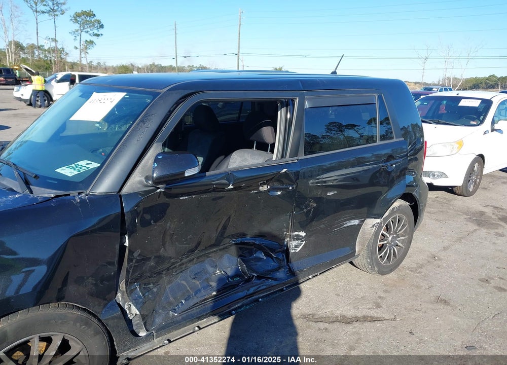 2011 SCION XB VIN: JTLZE4FE9B1124904