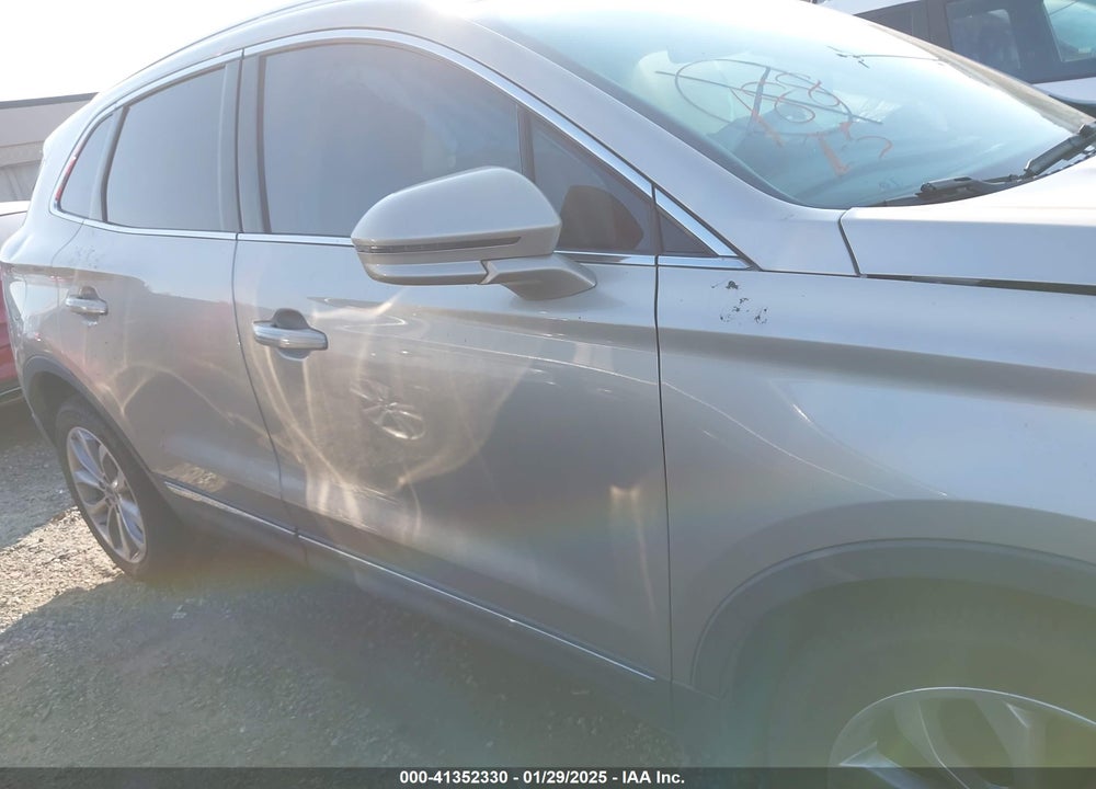 2017 LINCOLN MKC SELECT VIN: 5LMCJ2C9XHUL69395