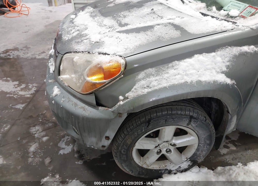 2004 TOYOTA RAV4 VIN: JTEHD20V340018444