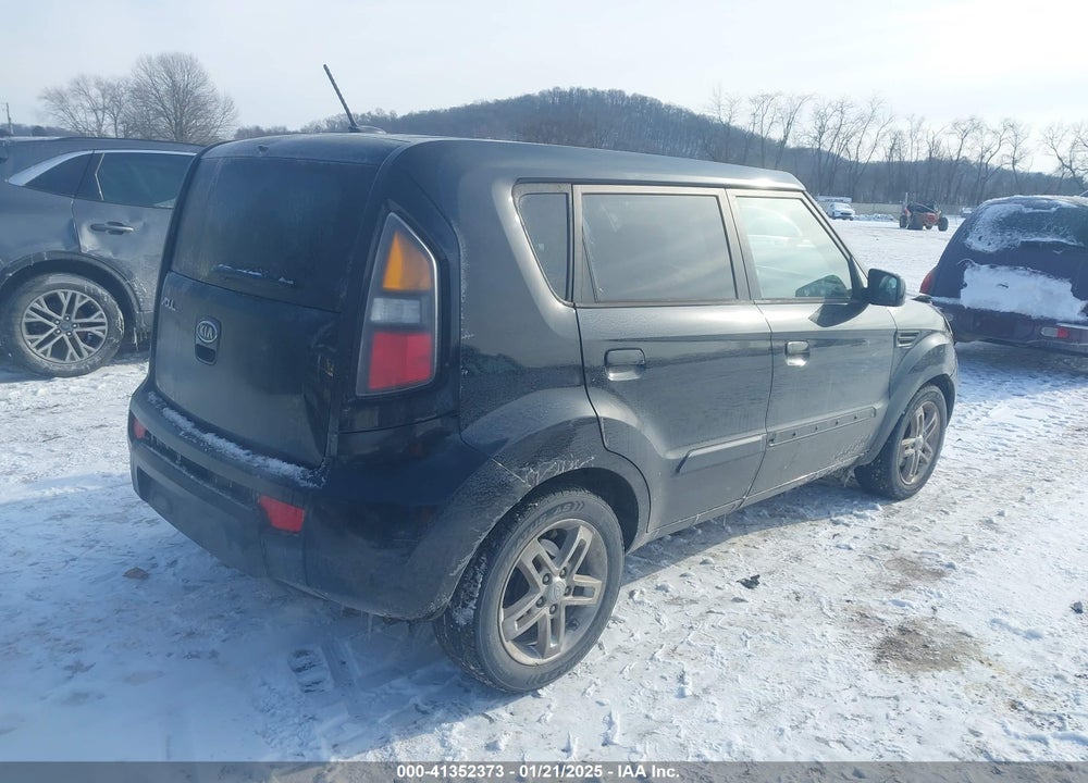 2010 KIA SOUL VIN: KNDJT2A27A7182330
