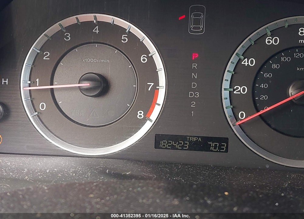 2008 HONDA ACCORD VIN: 1HGCP26898A156921