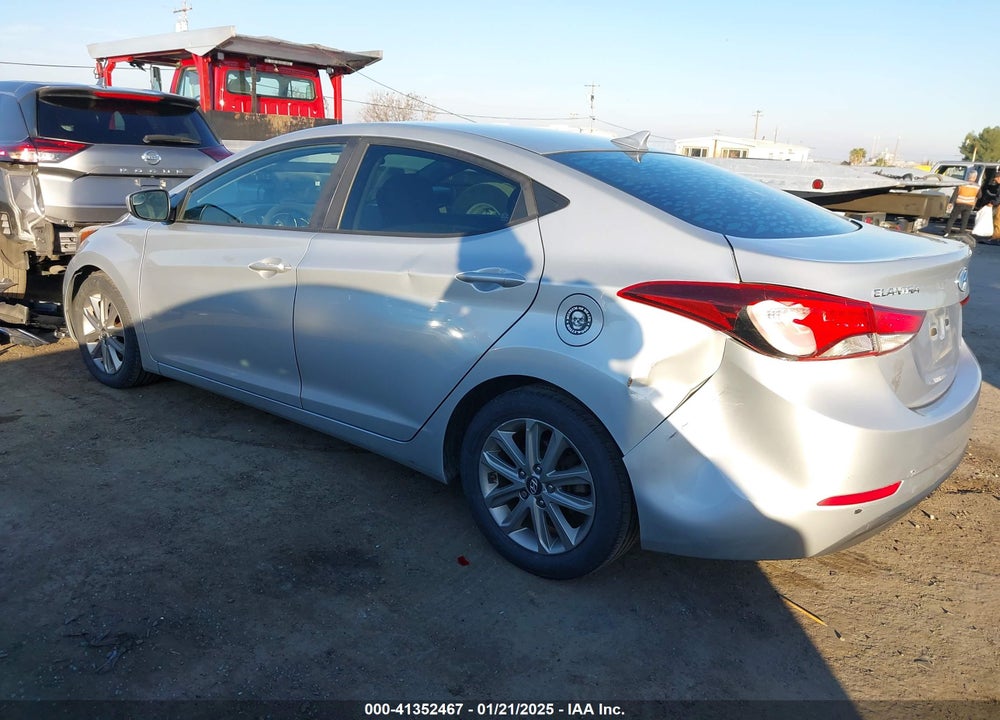 2014 HYUNDAI ELANTRA SE VIN: 5NPDH4AE9EH499435