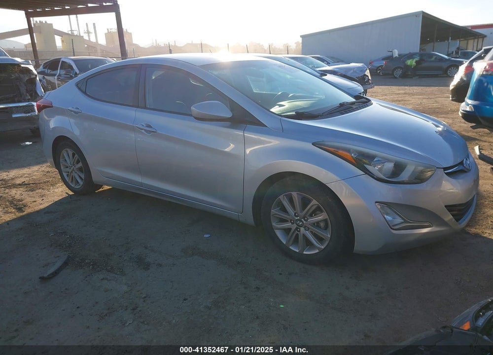 2014 HYUNDAI ELANTRA SE VIN: 5NPDH4AE9EH499435