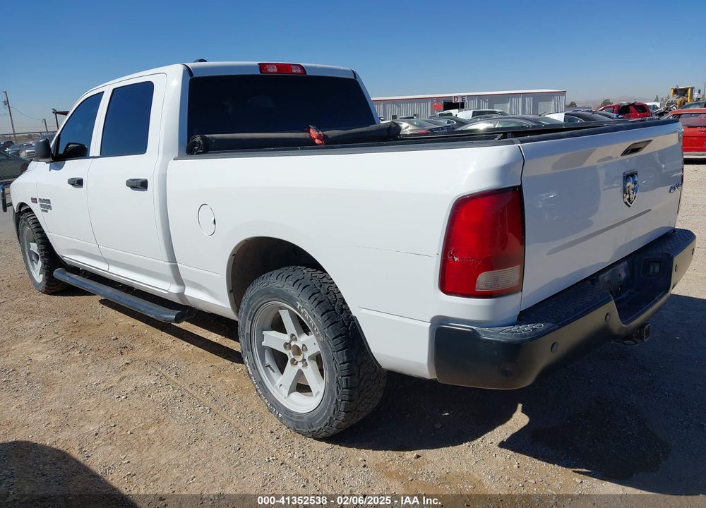 2019 RAM 1500 CLASSIC VIN: 1C6RR7ST4KS599738