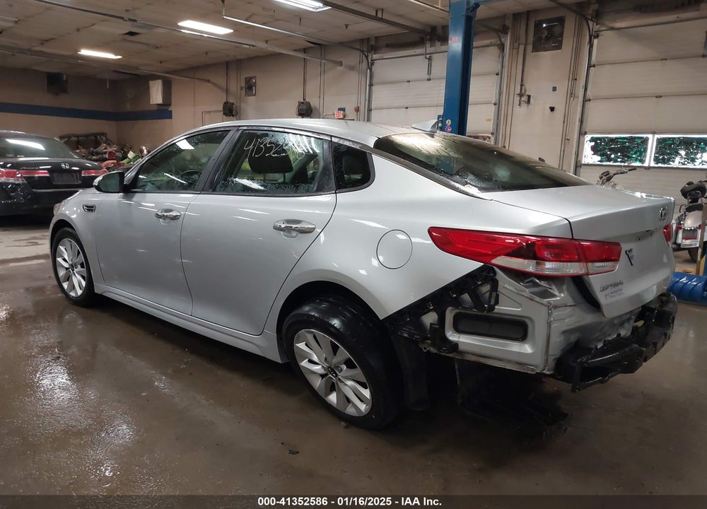2016 KIA OPTIMA LX VIN: 5XXGT4L38GG065142