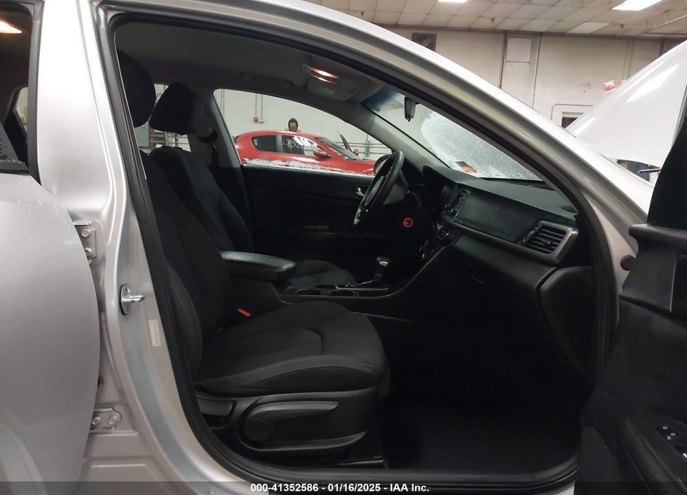2016 KIA OPTIMA LX VIN: 5XXGT4L38GG065142