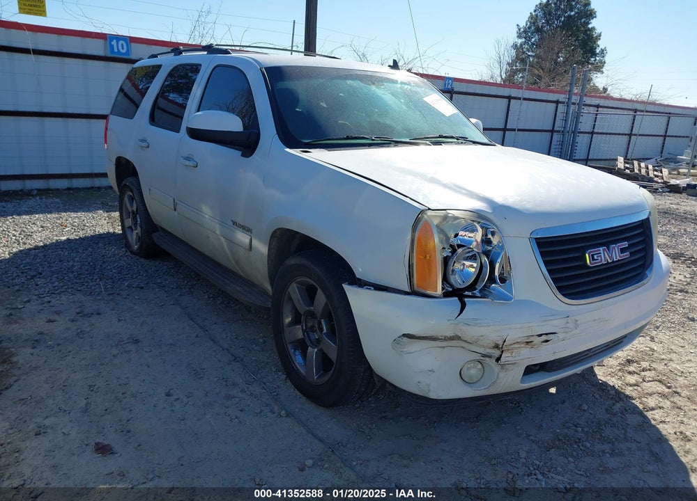 2011 GMC YUKON SLE VIN: 1GKS1AE01BR357646
