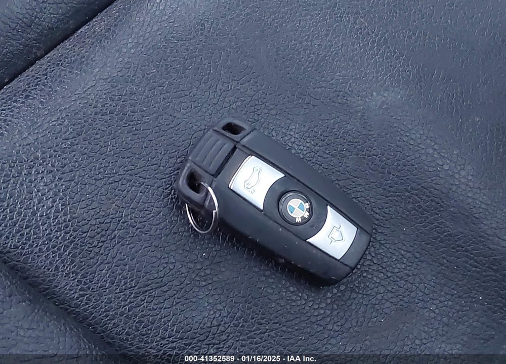 2009 BMW X5 XDRIVE48I VIN: 5UXFE835X9L309244