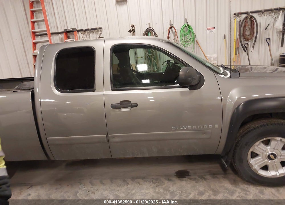 2007 CHEVROLET SILVERADO 1500 LT1 VIN: 2GCEK19J771679944