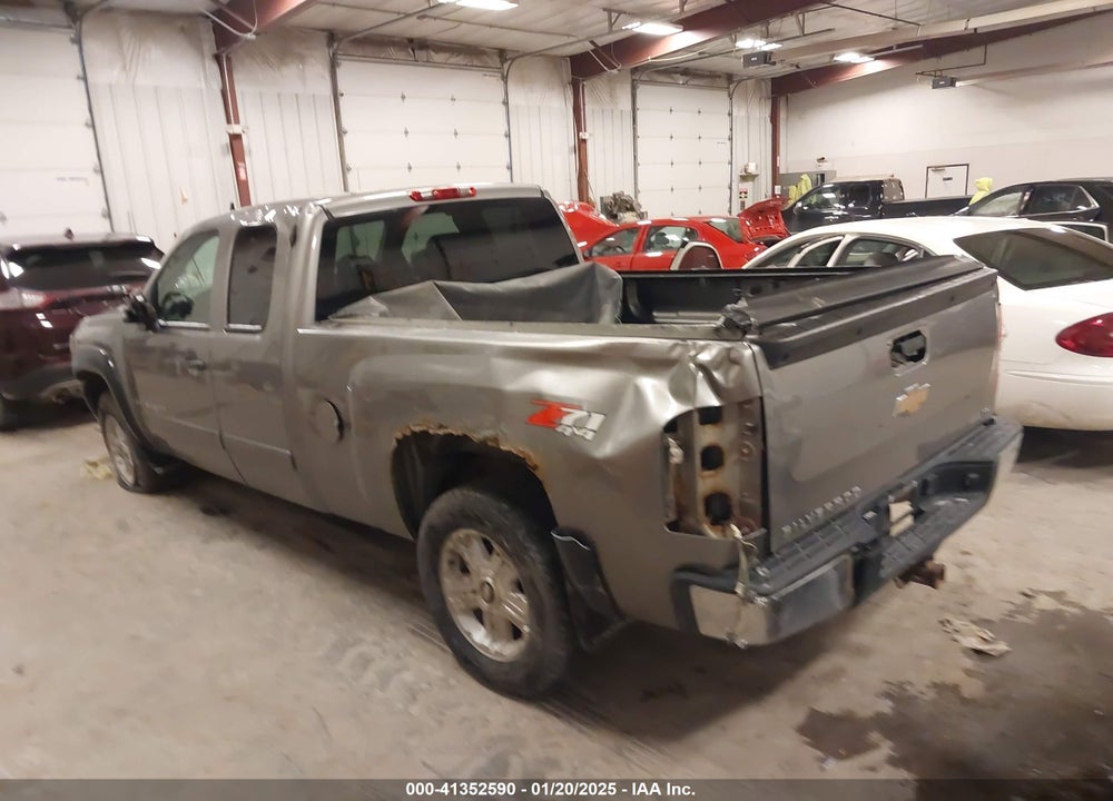 2007 CHEVROLET SILVERADO 1500 LT1 VIN: 2GCEK19J771679944