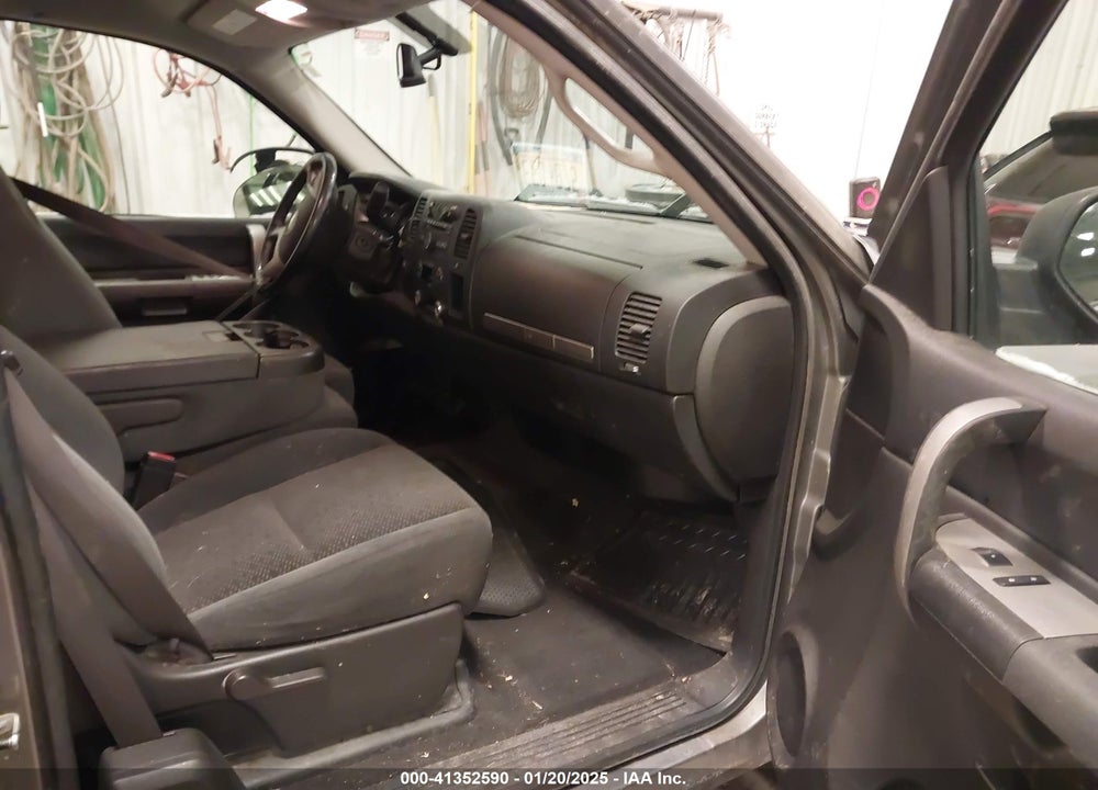 2007 CHEVROLET SILVERADO 1500 LT1 VIN: 2GCEK19J771679944