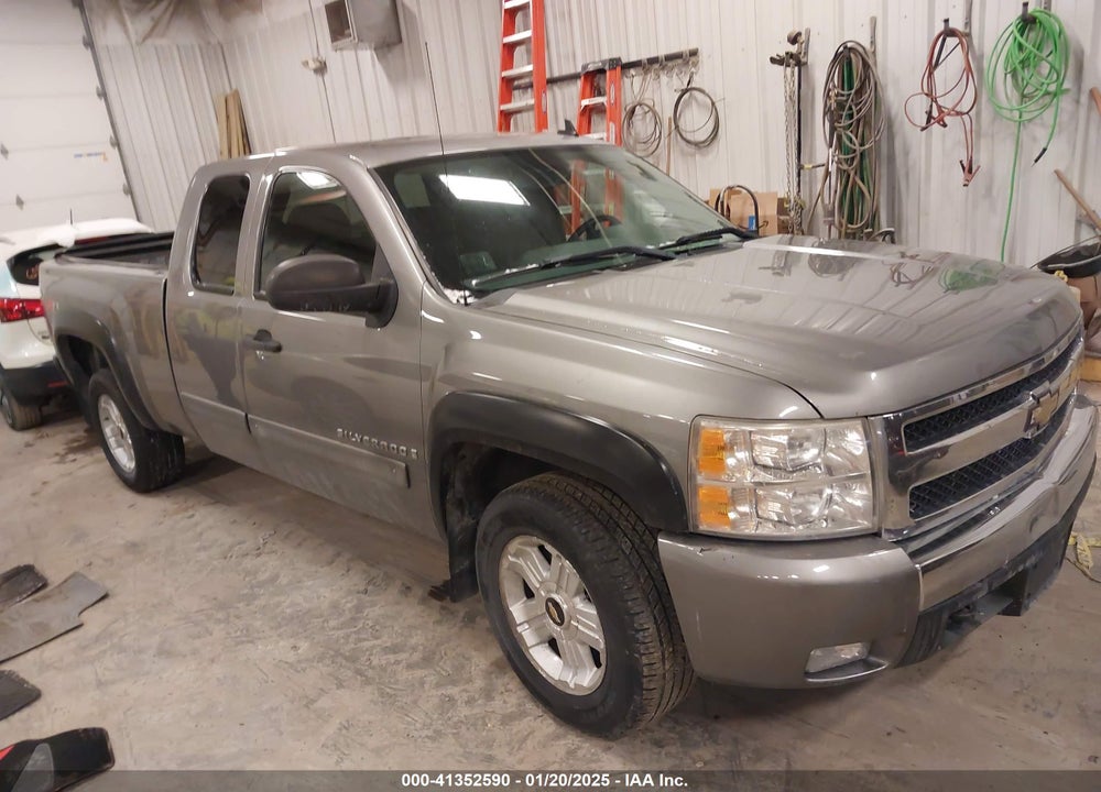 2007 CHEVROLET SILVERADO 1500 LT1 VIN: 2GCEK19J771679944