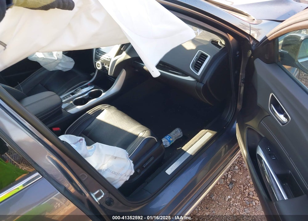 2020 ACURA TLX VIN: 19UUB3F49LA003406