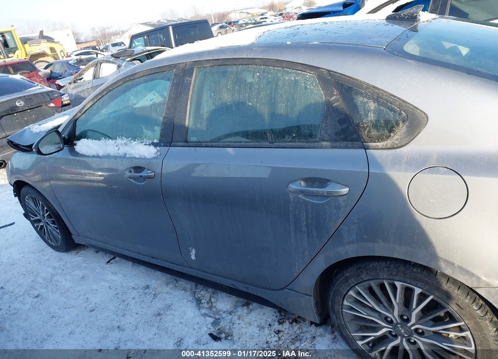 2023 KIA FORTE VIN: 3KPF54AD8PE636378