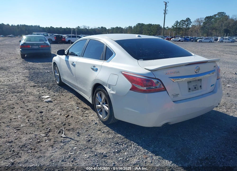 2013 NISSAN ALTIMA VIN: 1N4AL3APXDC108984