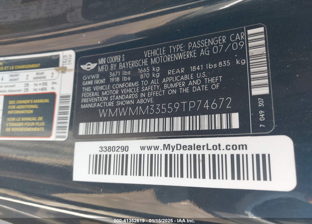 2009 MINI COOPER S CLUBMAN VIN: WMWMM33559TP74672