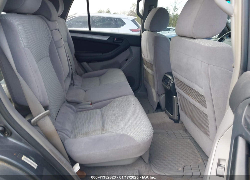 2005 TOYOTA 4RUNNER SR5 V6 VIN: JTEZU14R550049093