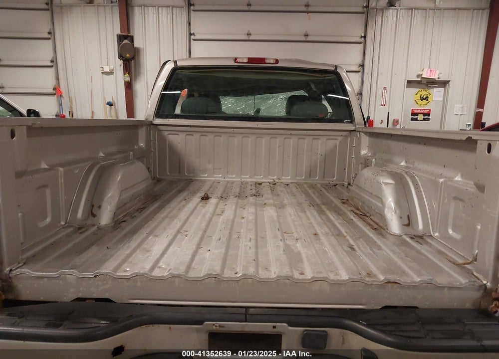 2004 CHEVROLET SILVERADO 1500 WORK TRUCK VIN: 1GCEK19T74E385021